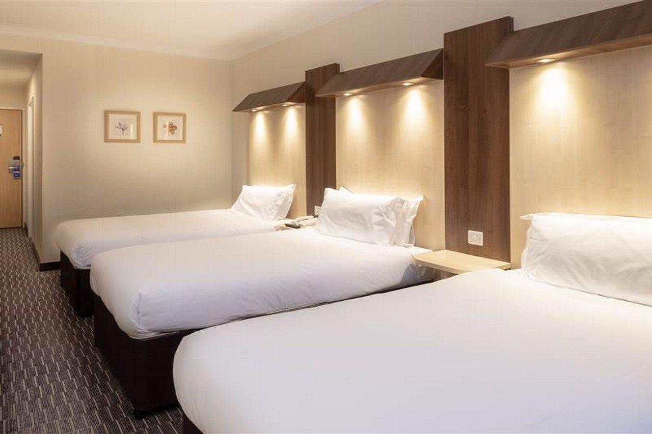Отель Sleeper At Royal National
