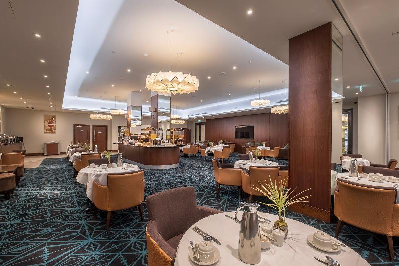 Sleeper At Royal National Отель 4*