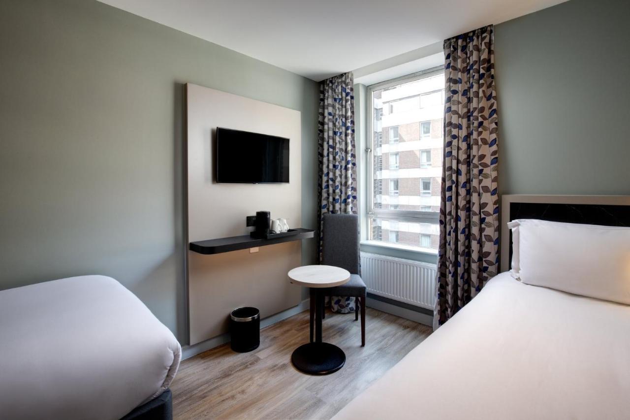Sleeper At Royal National Отель 4*